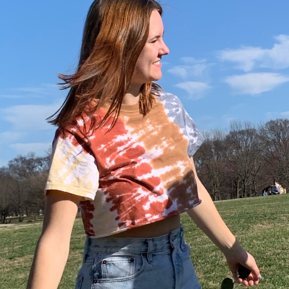 Cropped tye dye t shirt